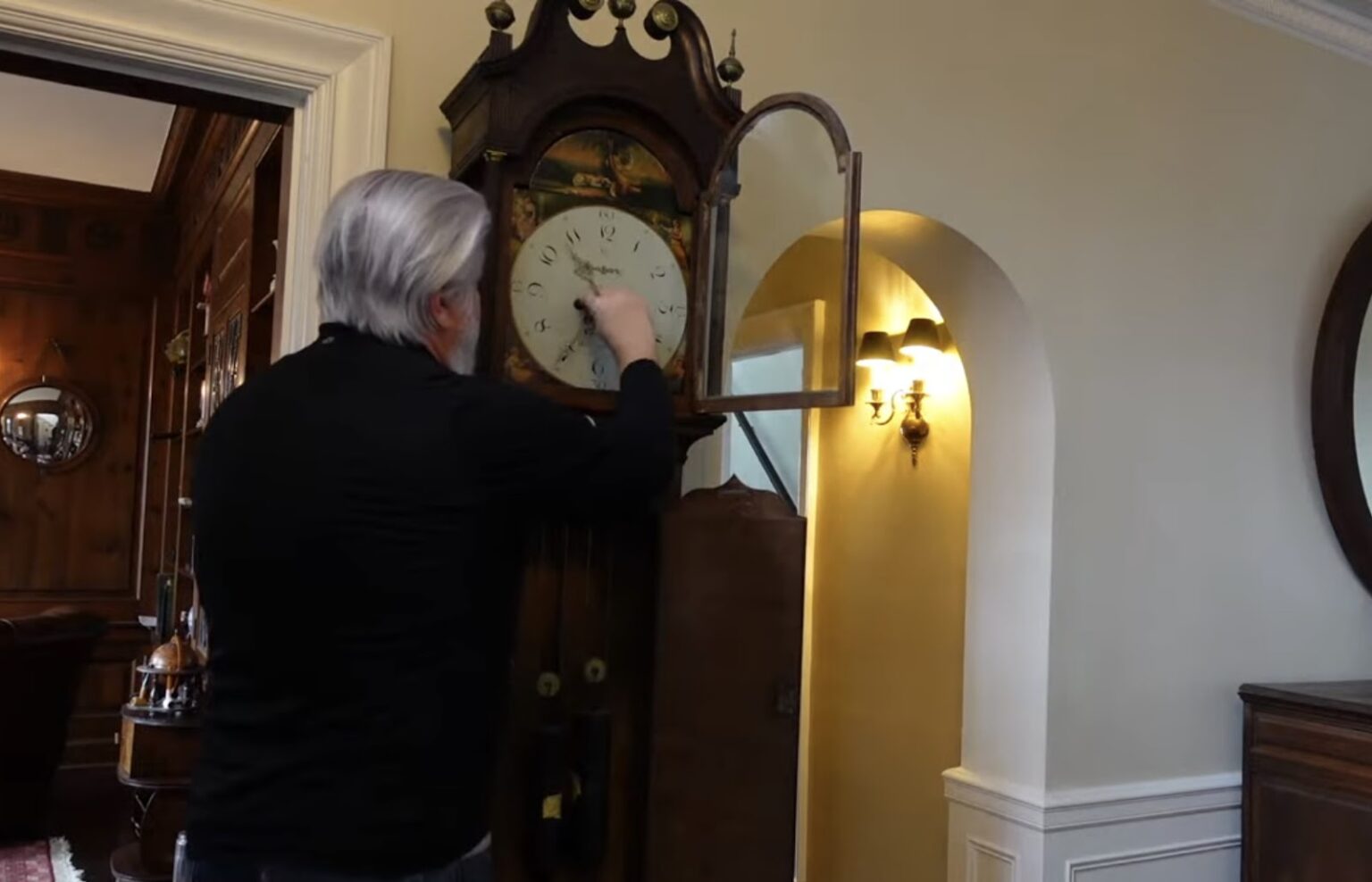 Safe Steps How to Move a Grandfather Clock Correctly